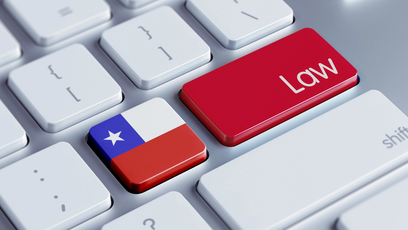 Desglose jurídico del delito de emitir facturas falsas